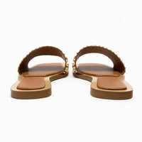 Sandale Femme Cloutée Marron et Plate
