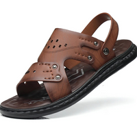 Sandale Homme Confortable et Souple en Simili Cuir sur fond blanc