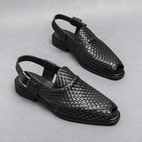 Sandale Homme à Talon de Style Crocodile sur fond gris