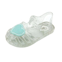 Sandale de Plage Bébé Pailletée Style Décontractée sur fond blanc