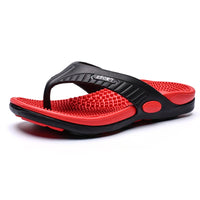 Sandale de Plage Homme Style Tong avec Semelle Massante sur fond blanc