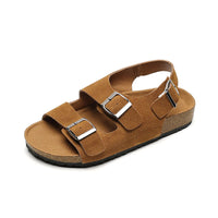 Sandale Plate Femme en Cuir Régénéré avec Lanières sur fond blanc