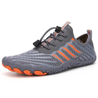 Sandale de Randonnée Homme Robuste et Durable sur fond blanc