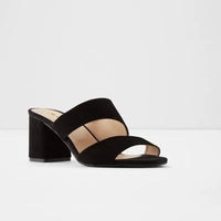 Sandale Talon Femme 5 cm Noire et Ouverte sur fond blanc
