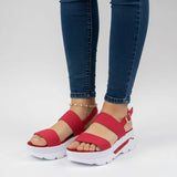 Sandale Compensée Femme Moderne Avec Bride Réglable Et Style Chic