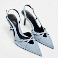 Sandales à Talons Pointus avec Fermeture à Sangle
