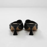 Sandale Femme À Bout Carré Raffinée Et Facile À Enfiler