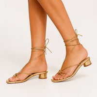 Sandale Dorée à Talon Bas Style Gladiateur