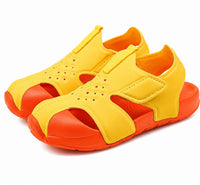 Sandale Enfant Stylée Avec Design Bicolore