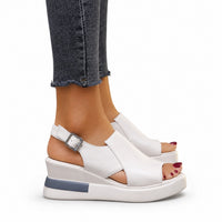 Sandale Femme Chic et Confortable avec Lanière sur le Talon