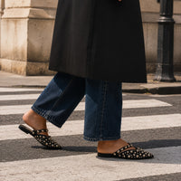 Sandale Femme Cloutée et Pointue avec Rivets Dorés