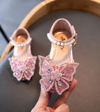 Sandale Fille avec un Papillon et des Perles