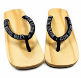 Sandale Japonaise Style Tong avec Lanières Noires