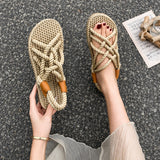 Sandale Style Tong avec Lanières Tressées en Corde