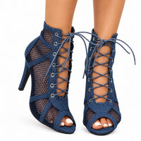Sandale Bleu Marine à Talon Design et Respirante en maille ajourée, avec lacets à l'avant, bout ouvert et talons hauts