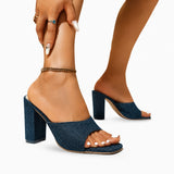 Sandale Bleu Marine Élégante à Talon Plateforme, à large bride en daim bleu marine, plateforme ouverte, talons carrés hauts et design raffiné