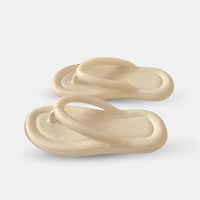 Sandale Tong Femme Originale et Souple de couleur beige, sandale légère plage