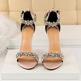 Sandales À Talons Aiguilles Avec Strass Brillants Élégants