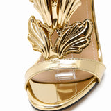 Sandales À Talons Hauts Dorées Avec Détails Ailes Sculptées