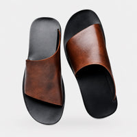 Sandales Claquettes Homme Luxe en cuir, à large bride asymétrique, semelle ergonomique confortable et design élégant