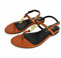 Sandales Plates De Luxe En Cuir Véritable, avec bride entre-doigts, fines lanières, détails métalliques dorés, bride arrière réglable et design élégant