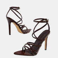 Sandales Élégantes à Talons Hauts, Sandales élégantes à talons hauts avec sangle ajustable et bout ouvert, idéales pour les occasions estivales.
