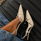 Sandales à Talons Pointus avec Fermeture à Sangle