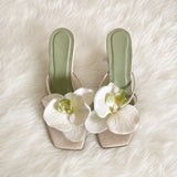Sandales à Talons avec Fleur